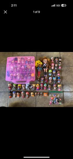 Huge lot Of LOL Surprise Mini Dolls With Storage Case