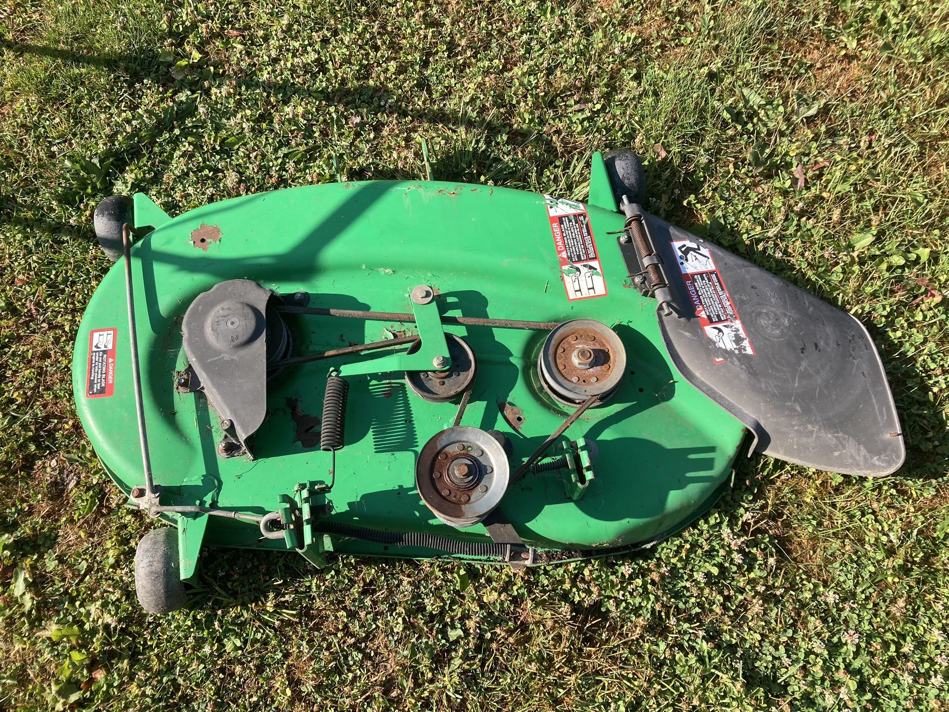 John Deere 42” Mower Deck Sabre