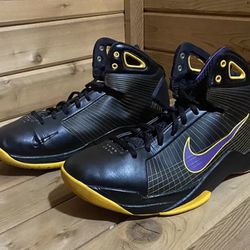 Size 9.5 - Kobe Nike Hyperdunk Supreme Lakers Away 2008