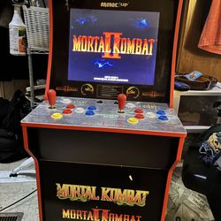 Mortal Kombat arcade game