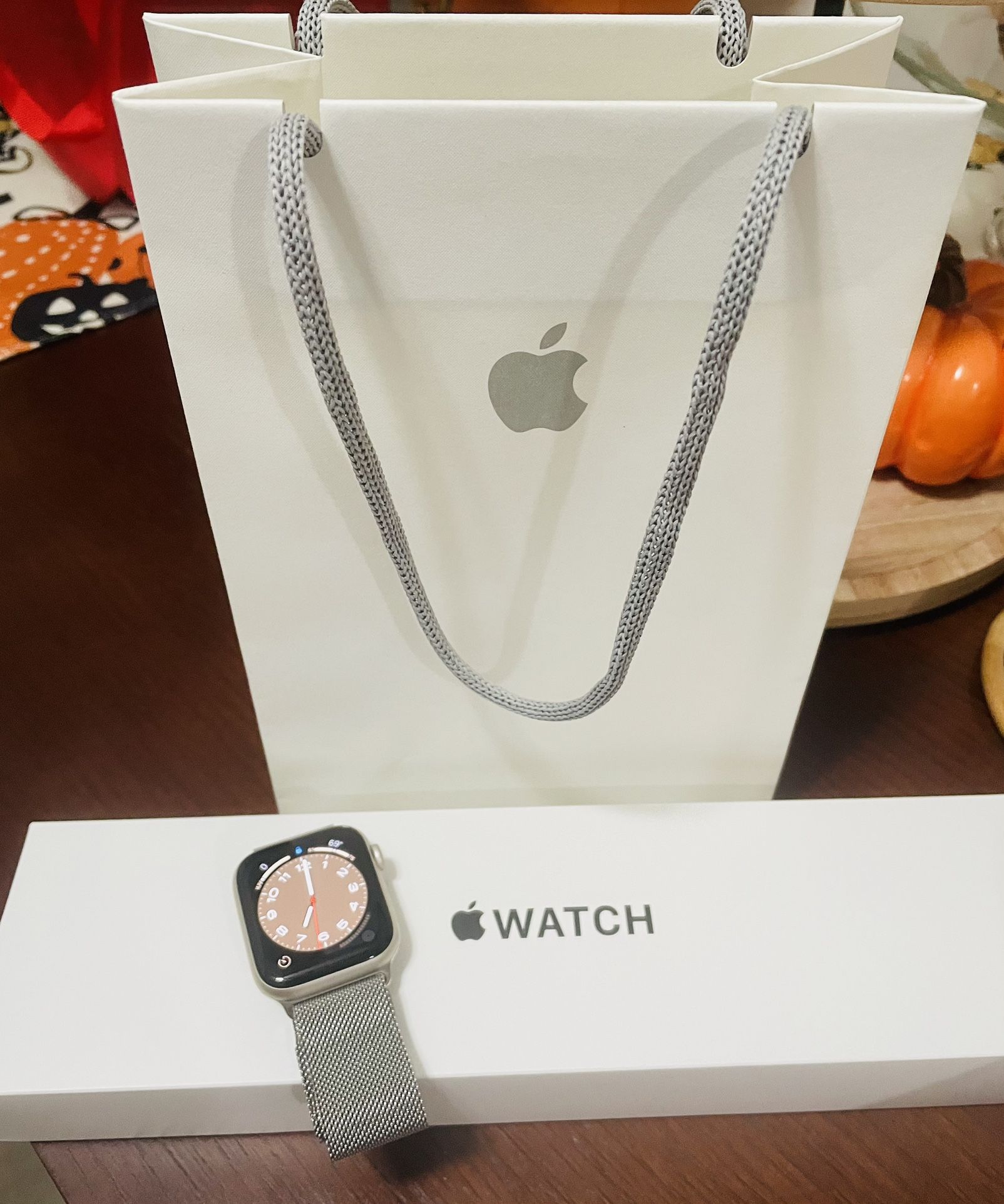 Apple Watch SE 44 mm. 