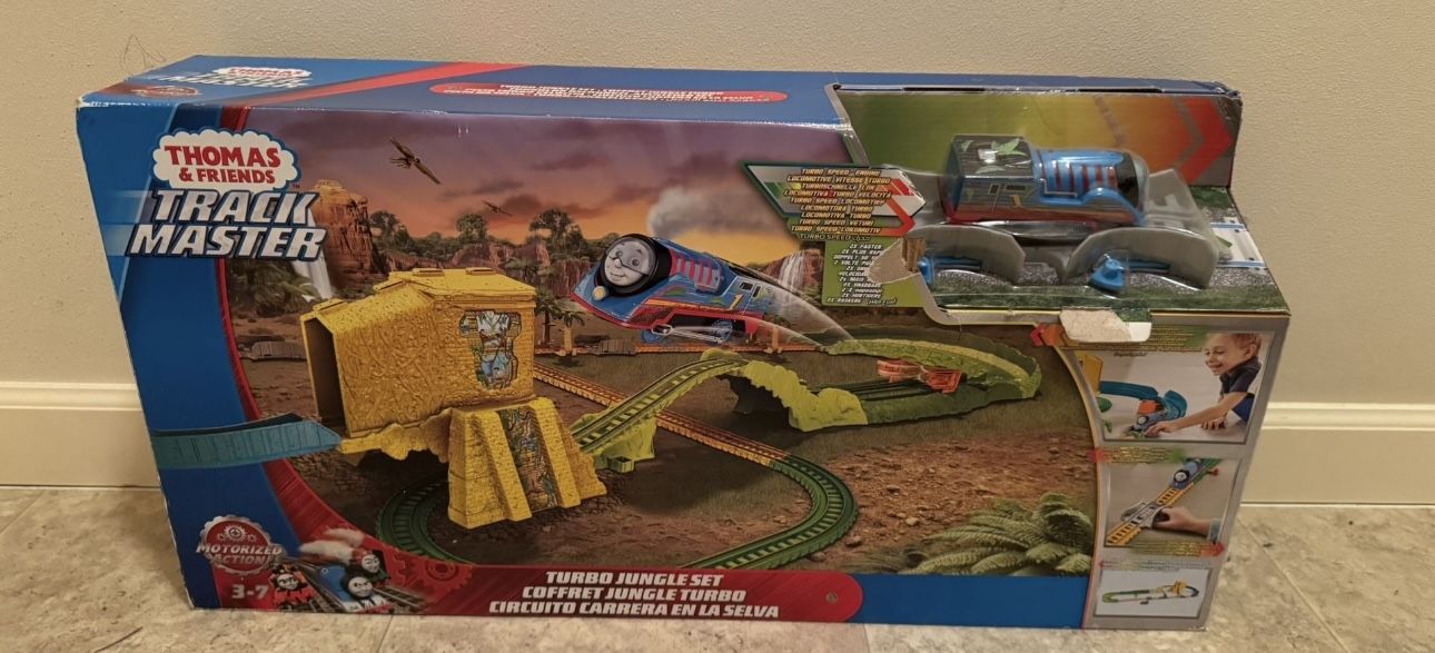 Brand New Thomas And Friends Master Track Set