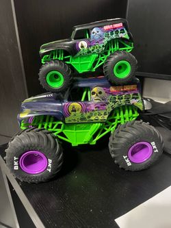 Lot of 2 grave digger monster trucks