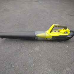 Leaf blower