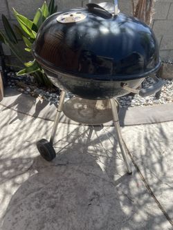 Large 22“ webber grill