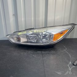 2015 2016 2017 2018 Ford Focus Headlight Left LH Driver Oem F1EB-13W030-LG