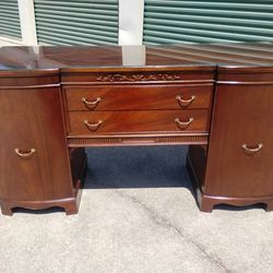 Mid 1900's Flame Mahogany Sideboard w/Glass Top
