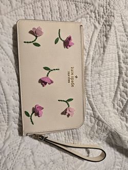 Kate Spade New York Floral Wristlet Clutch
