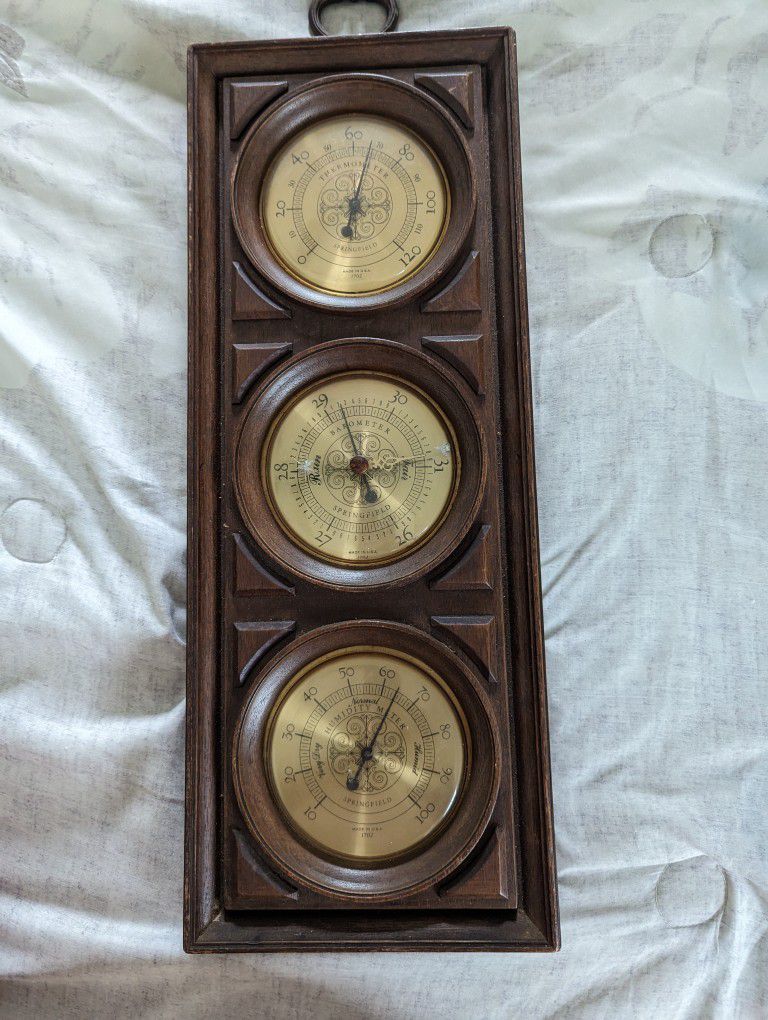 Weather Station Instruments In Wooden Frame.. Thermometer Barometer Humidity Meter