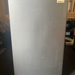 Mini Refrigerator with Freezer