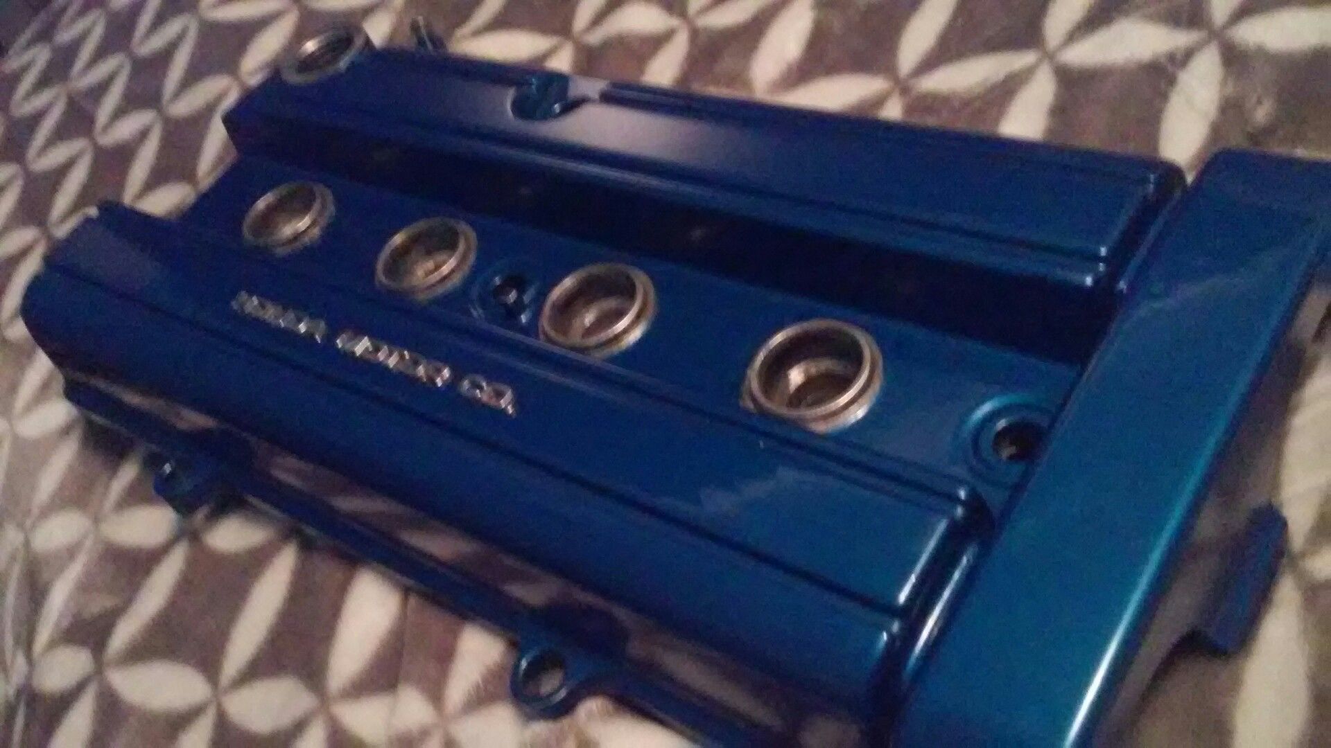 B18B1 VALVE COVER POLISHED or COLBALT BLUE for Sale in Federal Way, WA