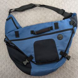 Gap Messenger Bag