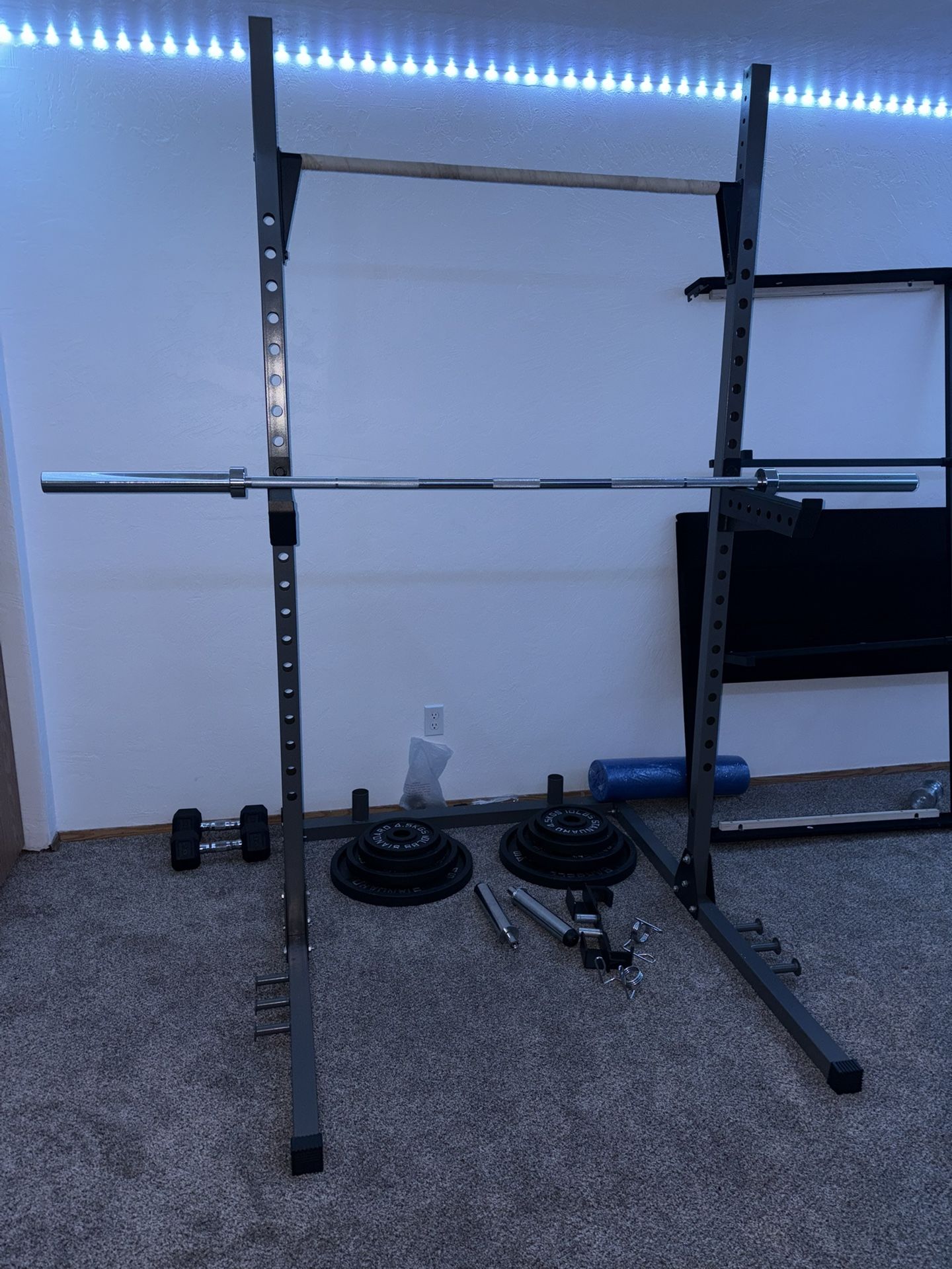 Squat Rack + Olympic Barbell