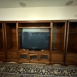 Media Wall/console, Used, Normal Condition 