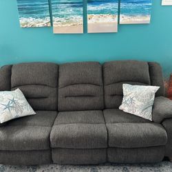 Comfy Reclining Sofa 