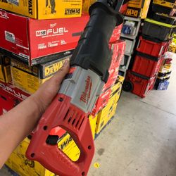 MILWAUKEE CORDED SAW ZALL 12 AMP $99 LIKE NEW 