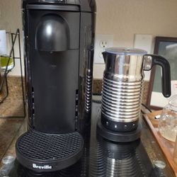 Nespresso VertuoPlus and Aeroccino 4 bundle