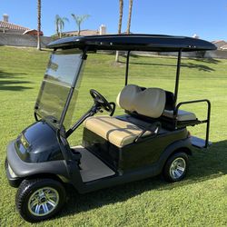4-Seater Club Car Golf Cart with Trojan Batteries (high speed at up to 22 mph)