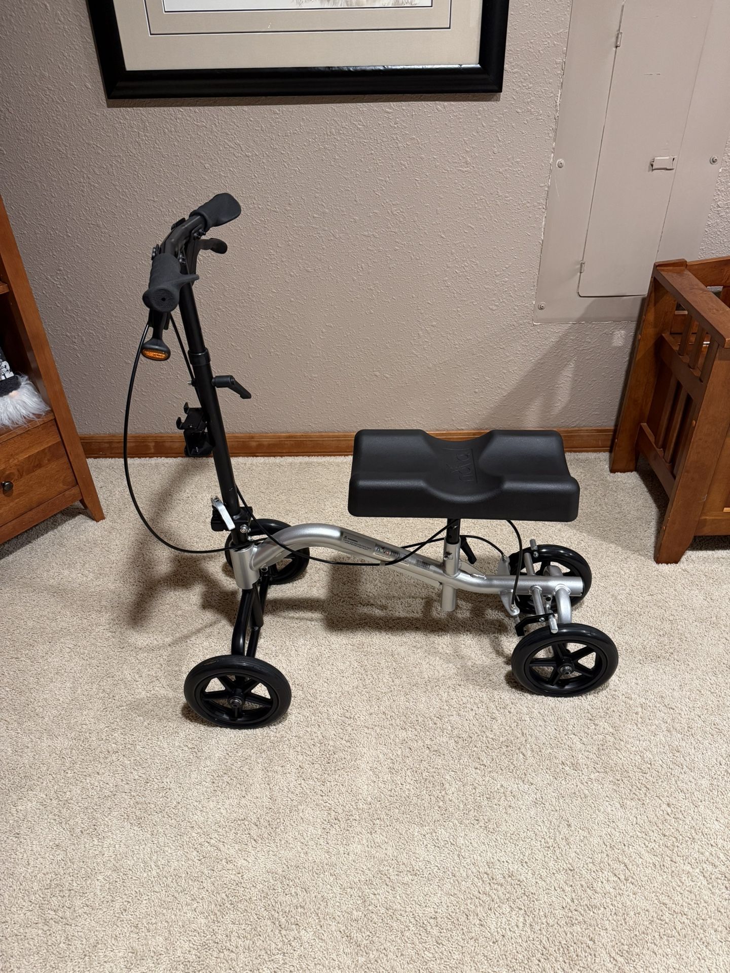 Nova Knee Scooter