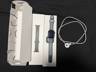 Apple Watch Nike Edition with Charger