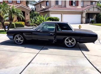 Ford Thunderbird