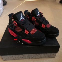 Jordan 4’s “Red Thunders”