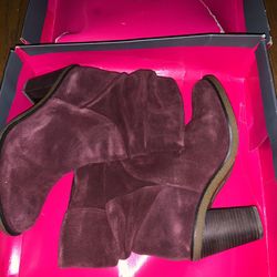 VINCE CAMUTO KALEECA BOOT SUGAR PLUM VERONA PARKA