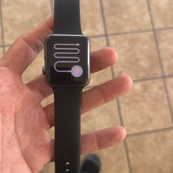 Apple Watch 42mm Locked