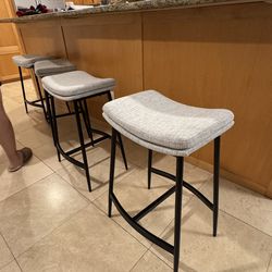 Set of 4 counter stools