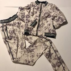 JUNONA GIRLS, TWO PIECES JOGGER SET SIZE 9/10