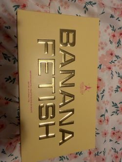 Jeffree Star Cosmetics Banana Fetish Artistry Palette.