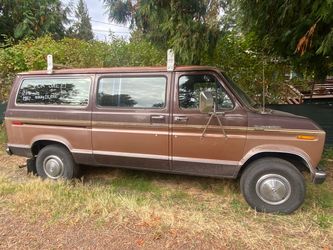 Econoline passenger van 1987