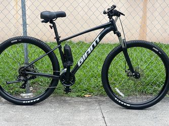 Giant Talon 4 MTB , 29” wheels