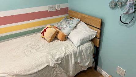Twin size bed frame