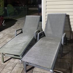 Outdoor Lounges