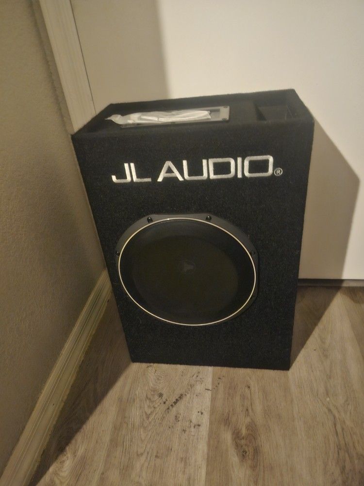 JL 12in Powered Sub