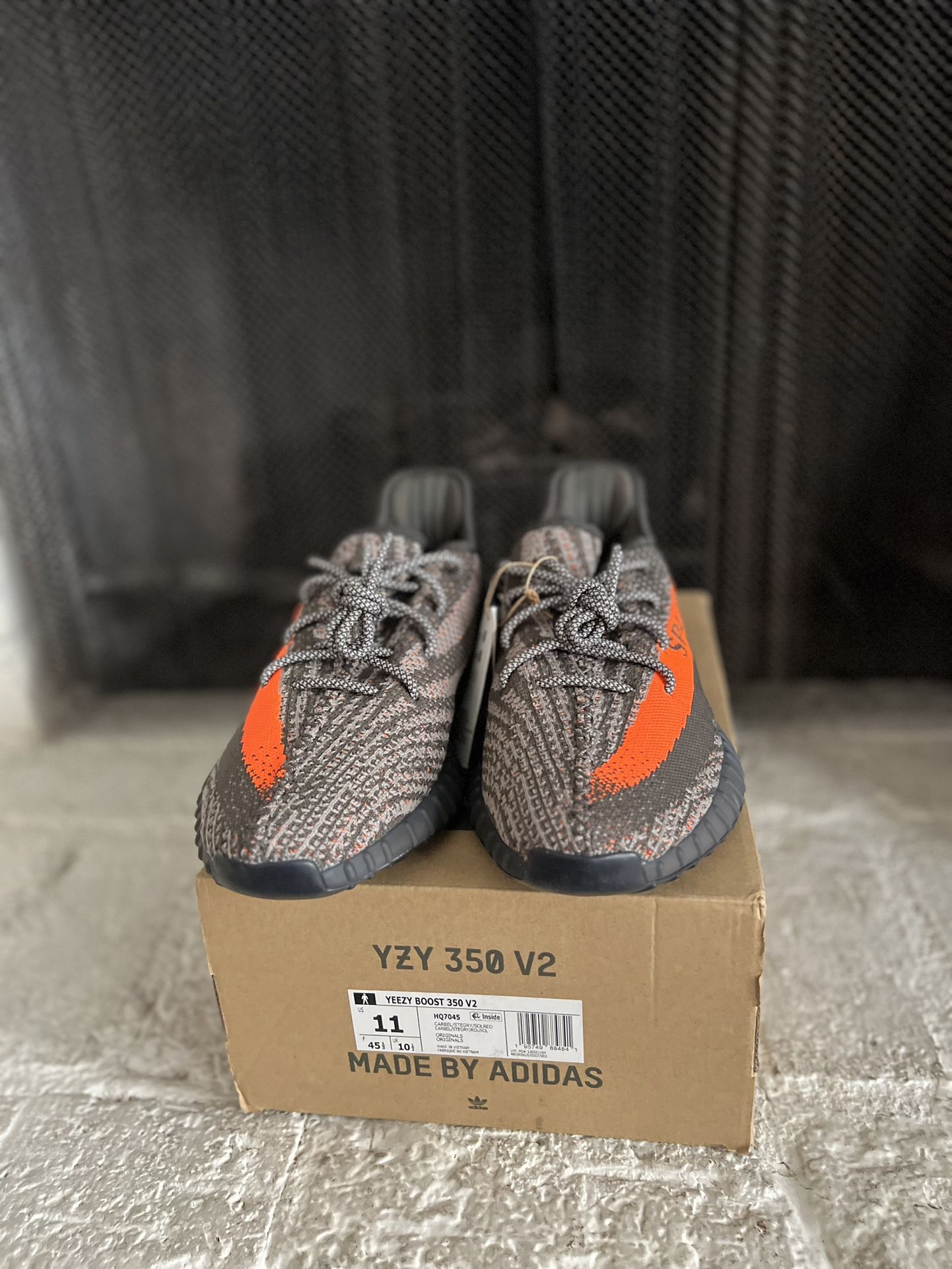 Yeezy 350 Carbon