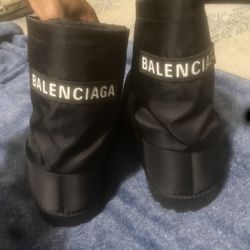Balenci Boots