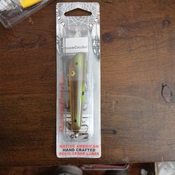 NOS Vintage Dream Catcher Solid Cedar Fishing Lure