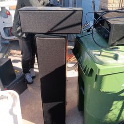 Klipsch Speaker Set  (R800f ,and R820f)