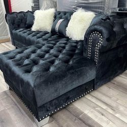 Sectional Black Velvet 