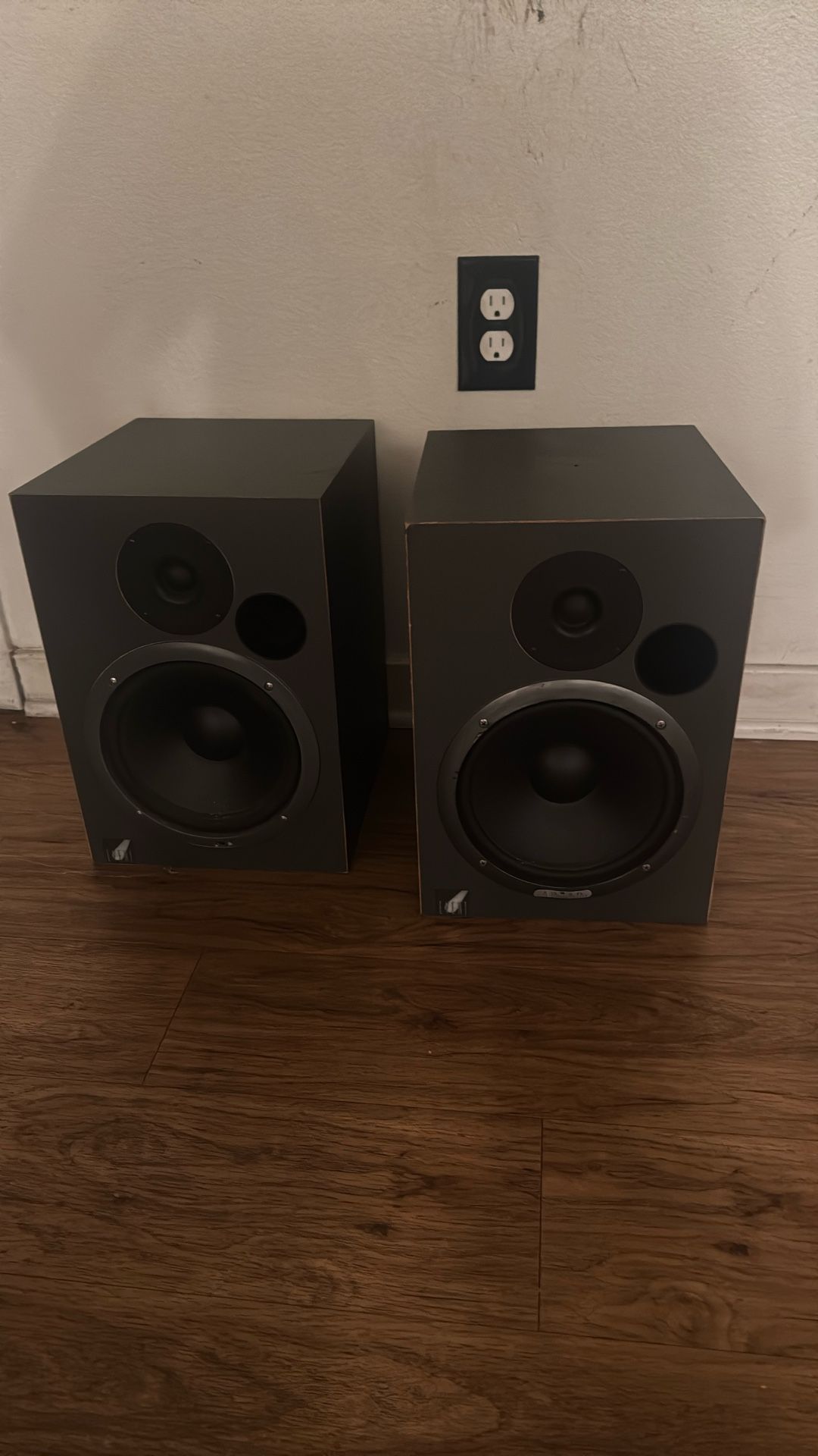 Event 20/20 Base Active Monitors Speaker