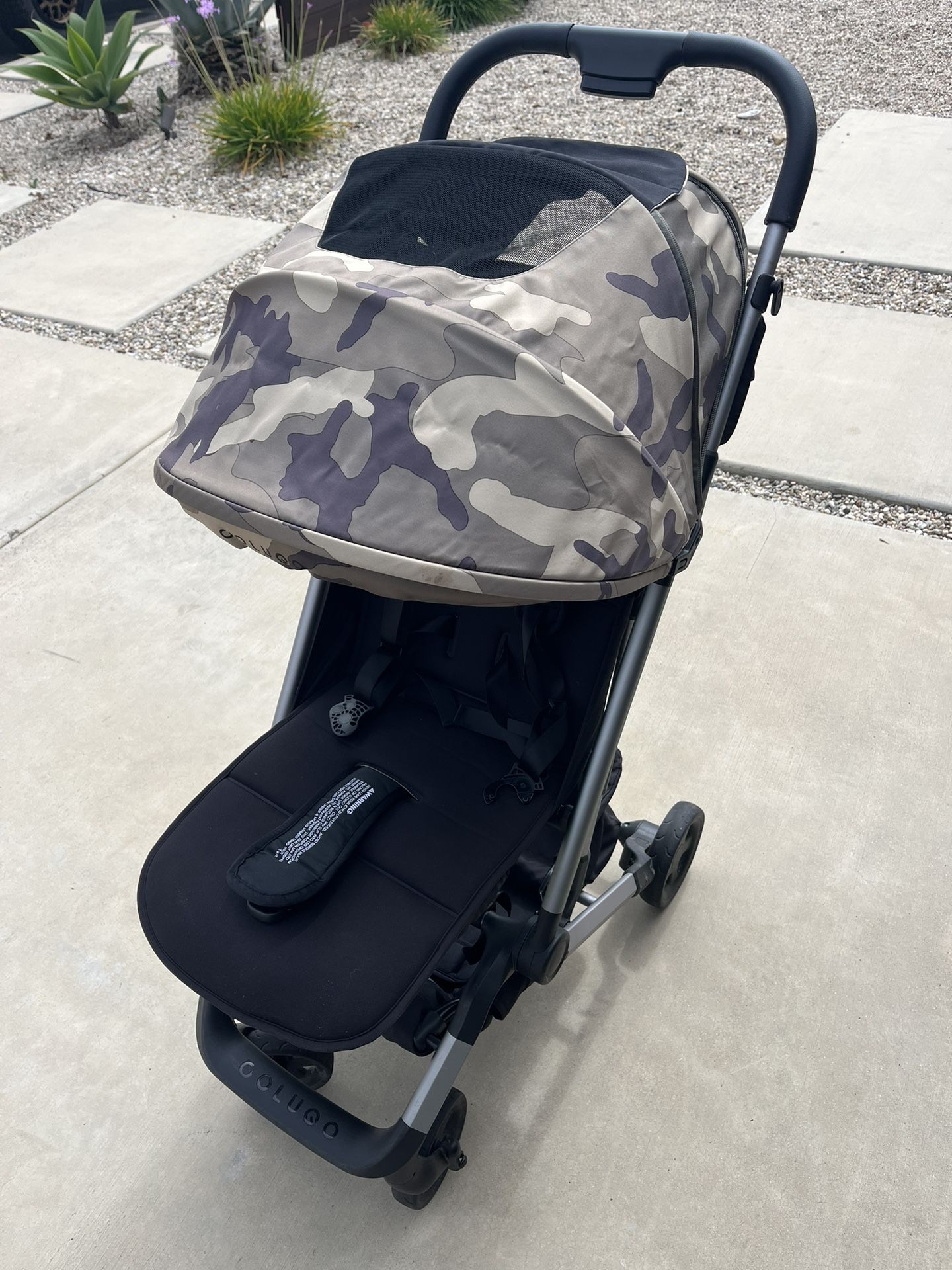 Colugo Compact Stroller