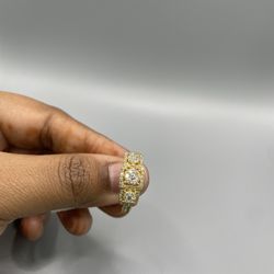 Timeless Elegance: Real 18KT Gold and Diamozd Ring for Women