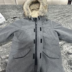New never worn - Abercrombie & Fitch Kids Winter Fur Coat Fleece Lined Water/snow resistant Parka 9/10