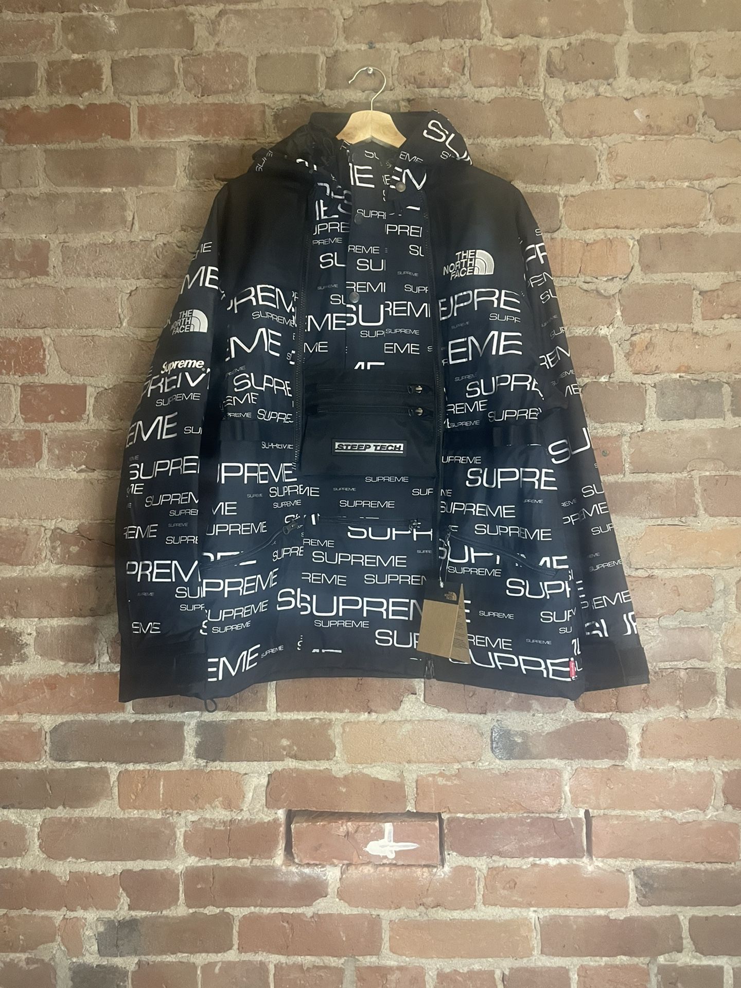 SUPREME X North Face “Steep Tech Apogee Jacket”