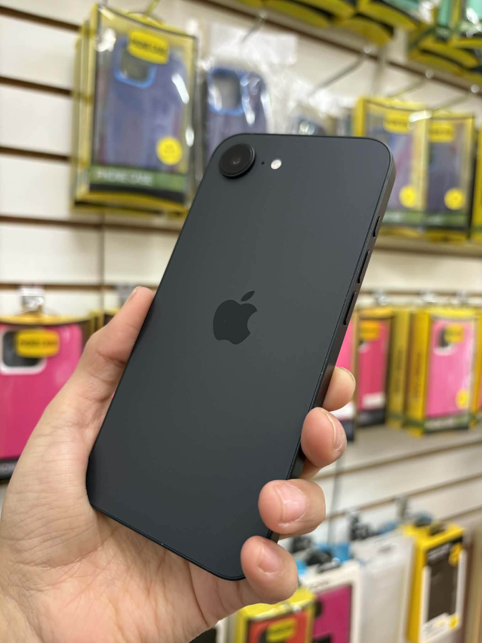 IPHONE 16E 128GB UNLOCKED