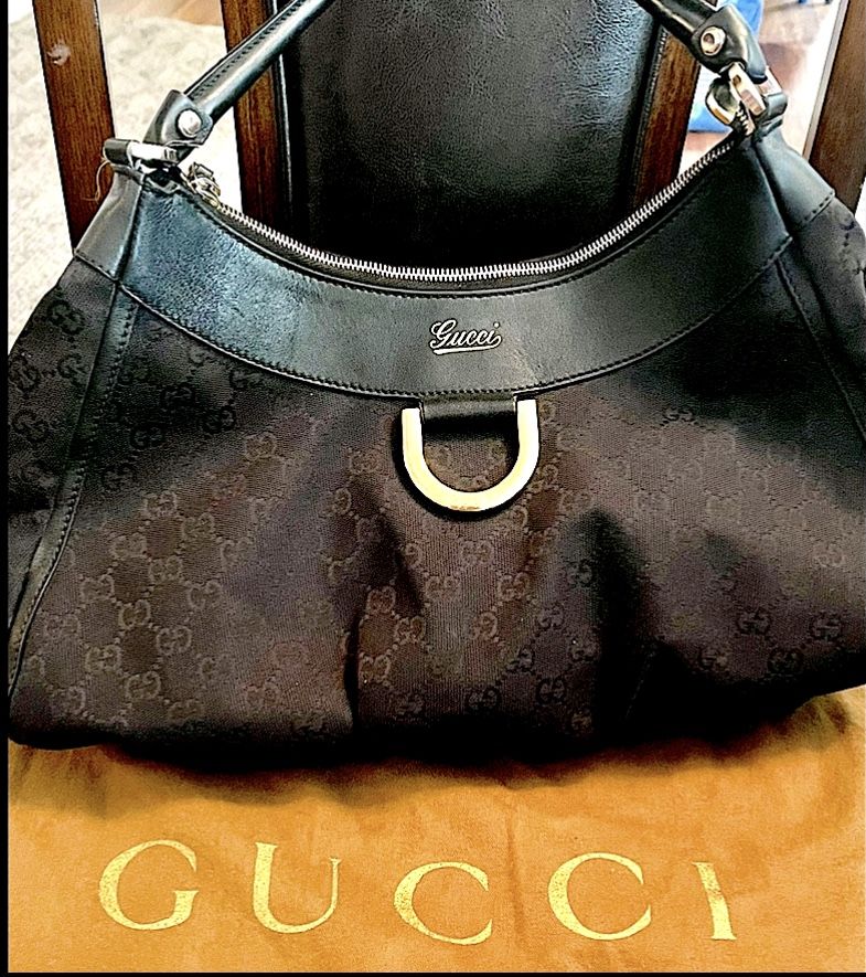 Gucci Abbey D Ring Hobo