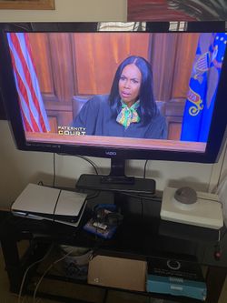 42 Inch Vizio TV With Stand