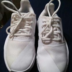 ADIDAS JUNIORS` COURTJAM XJ TENNIS SHOES
